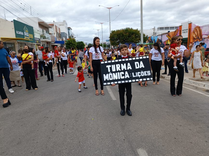 IMG_20220907_085338-867x650 Confira imagens do desfile cívico da Independência na manhã desta quarta-feira em Monteiro