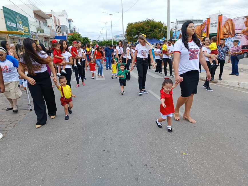 IMG_20220907_085351-867x650 Confira imagens do desfile cívico da Independência na manhã desta quarta-feira em Monteiro