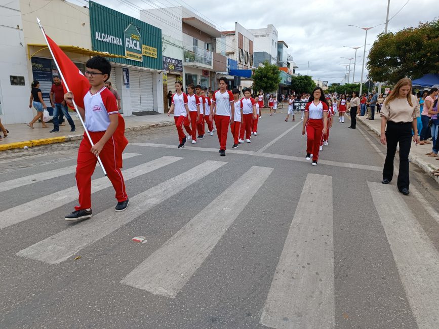 IMG_20220907_085425-867x650 Confira imagens do desfile cívico da Independência na manhã desta quarta-feira em Monteiro