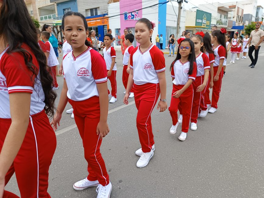 IMG_20220907_085548-867x650 Confira imagens do desfile cívico da Independência na manhã desta quarta-feira em Monteiro