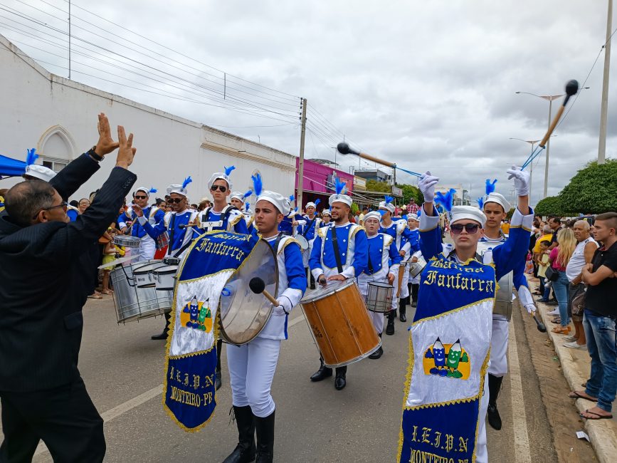IMG_20220907_093255-867x650 Confira imagens do desfile cívico da Independência na manhã desta quarta-feira em Monteiro