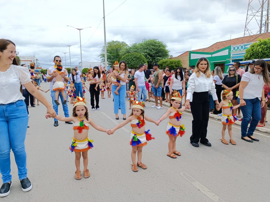 IMG_20220907_093530-867x650 Confira imagens do desfile cívico da Independência na manhã desta quarta-feira em Monteiro