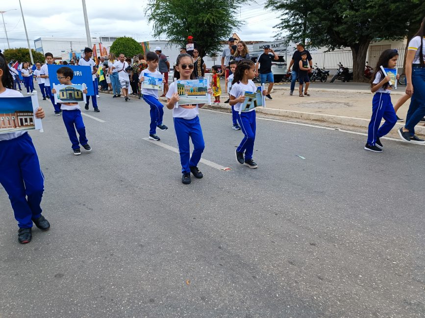 IMG_20220907_093707-867x650 Confira imagens do desfile cívico da Independência na manhã desta quarta-feira em Monteiro