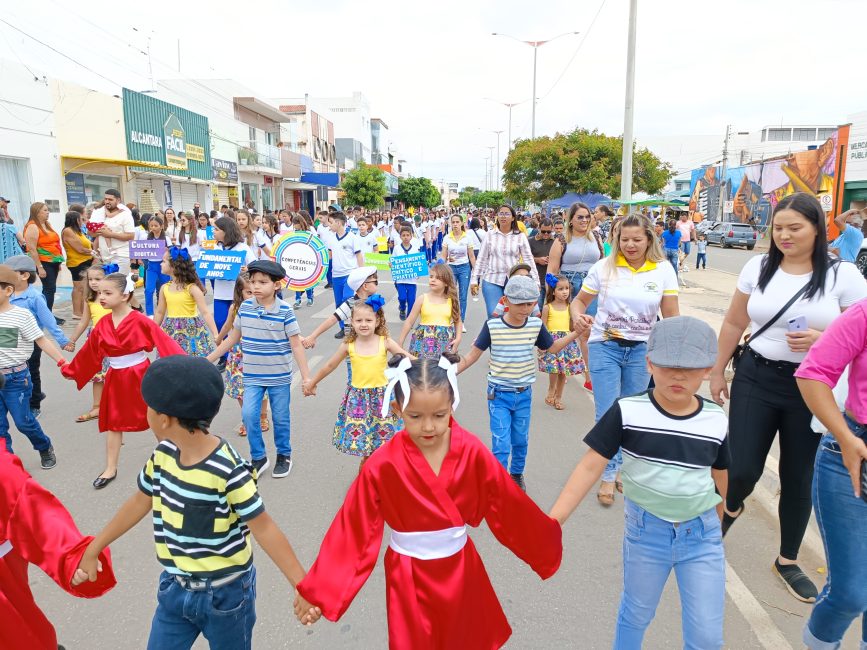 IMG_20220907_094002-867x650 Confira imagens do desfile cívico da Independência na manhã desta quarta-feira em Monteiro