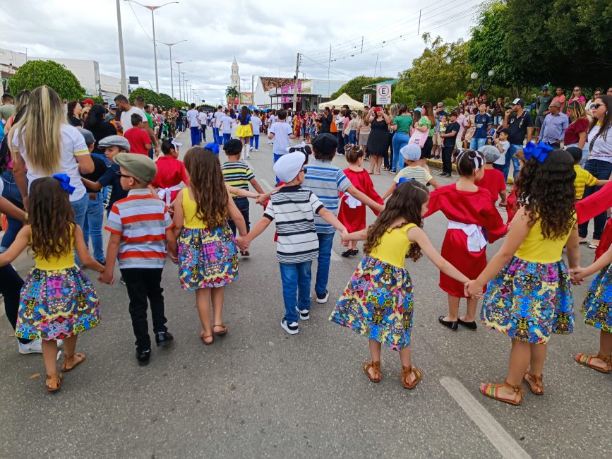 IMG_20220907_094017-867x650 Confira imagens do desfile cívico da Independência na manhã desta quarta-feira em Monteiro
