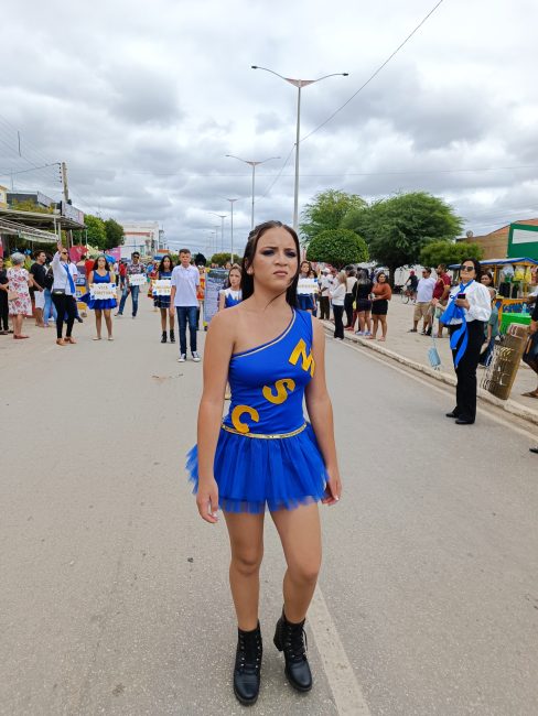 IMG_20220907_102729-488x650 Confira imagens do desfile cívico da Independência na manhã desta quarta-feira em Monteiro
