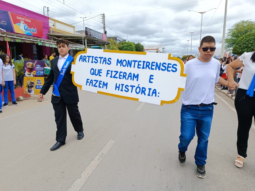 IMG_20220907_102813-867x650 Confira imagens do desfile cívico da Independência na manhã desta quarta-feira em Monteiro