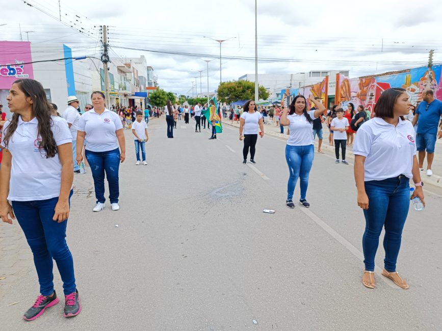 IMG_20220907_103104-867x650 Confira imagens do desfile cívico da Independência na manhã desta quarta-feira em Monteiro
