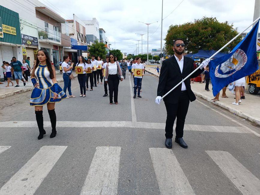IMG_20220907_103154-867x650 Confira imagens do desfile cívico da Independência na manhã desta quarta-feira em Monteiro