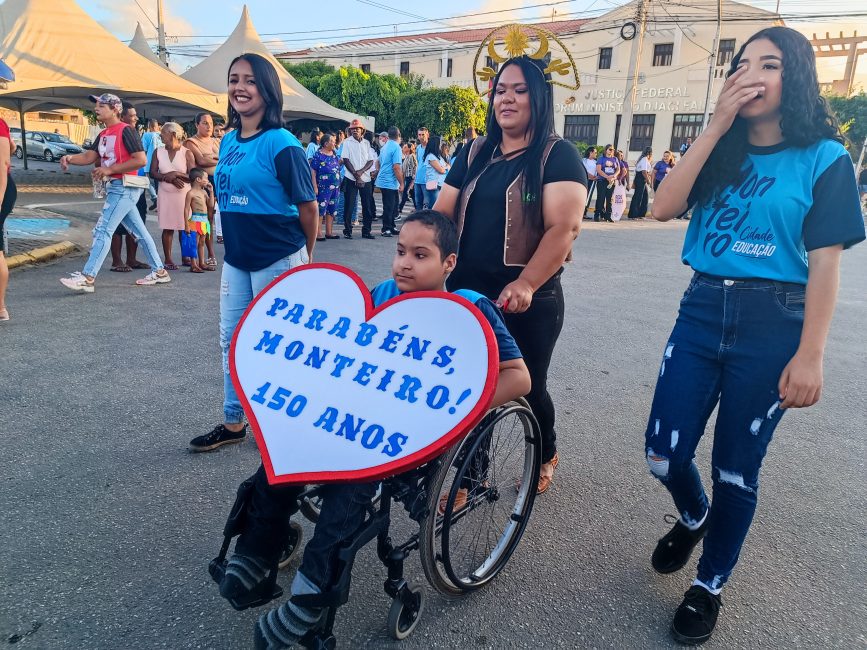IMG_20220907_165525-867x650 Confira imagens do desfile cívico da Independência em Monteiro