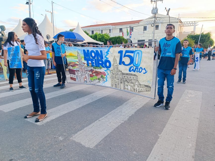 IMG_20220907_170545-867x650 Confira imagens do desfile cívico da Independência em Monteiro