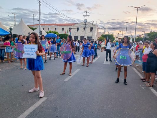 IMG_20220907_172546-533x400 Confira imagens do desfile cívico da Independência em Monteiro
