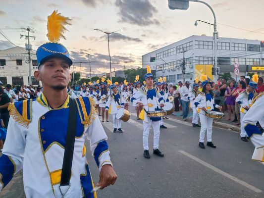 IMG_20220907_172744-533x400 Confira imagens do desfile cívico da Independência em Monteiro