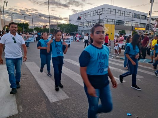 IMG_20220907_172839-533x400 Confira imagens do desfile cívico da Independência em Monteiro