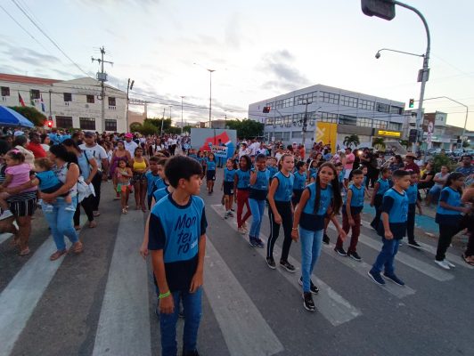 IMG_20220907_173111-532x400 Confira imagens do desfile cívico da Independência em Monteiro