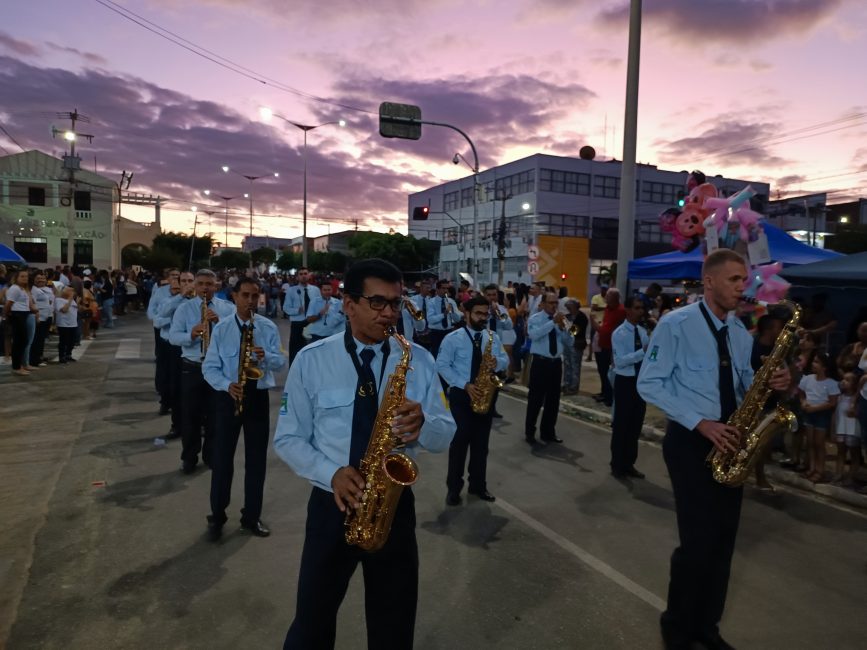 IMG_20220907_174439-867x650 Confira imagens do desfile cívico da Independência em Monteiro