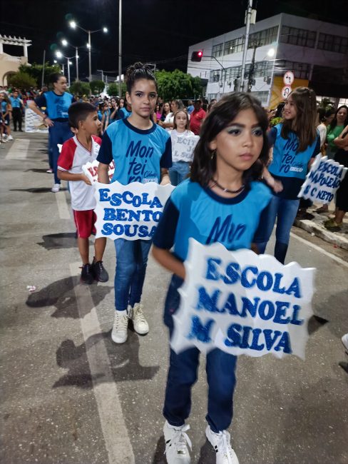 IMG_20220907_184825-488x650 Confira imagens do desfile cívico da Independência em Monteiro