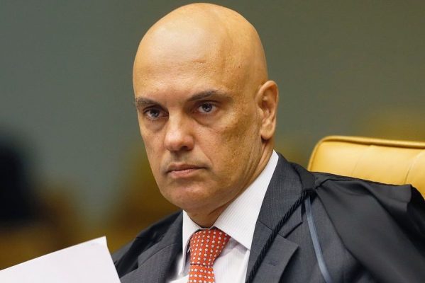 alexandre_de_moraes_stf-599x400 Delegados da PF denunciam Alexandre Moraes por “abuso de autoridade”