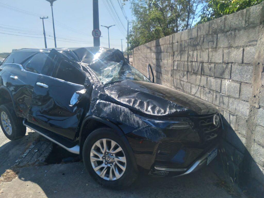 cantor-vicente-nery-sofre-acidente-de-carro-em-fortaleza-1024x768-1 Cantor Vicente Nery sofre acidente de carro em Fortaleza