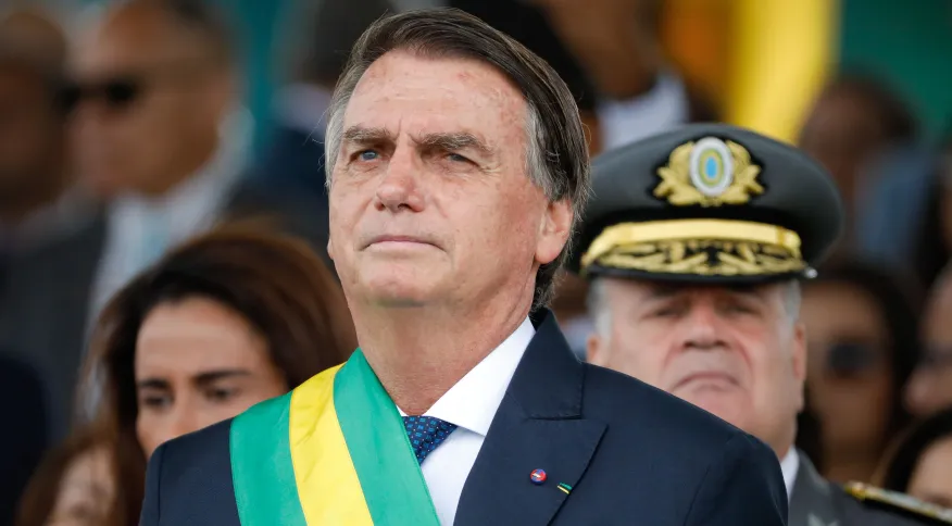 jair_bolsonaro-1 Bolsonaro diz que vai “passar a faixa” e “se recolher” caso não seja reeleito