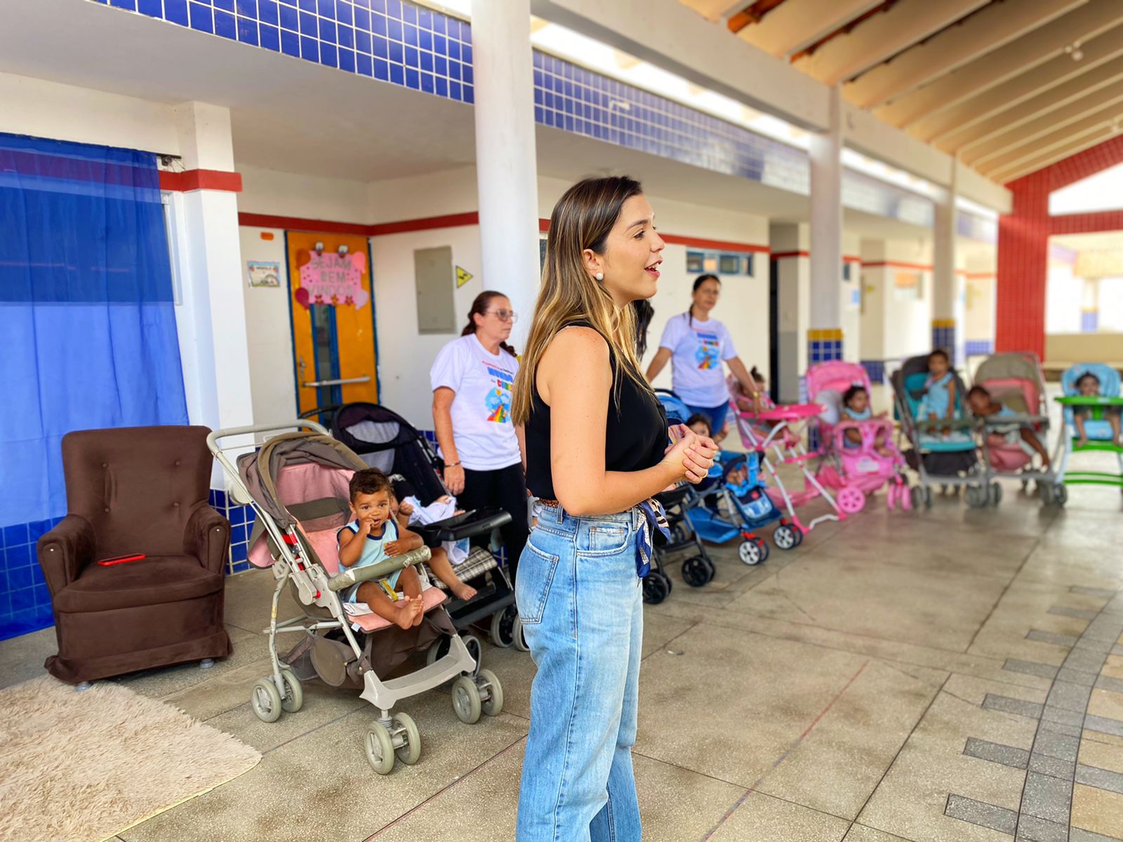 Fardamento-SEDUC-3 Em Monteiro: Profissionais da Rede Municipal de Educação recebem fardamento
