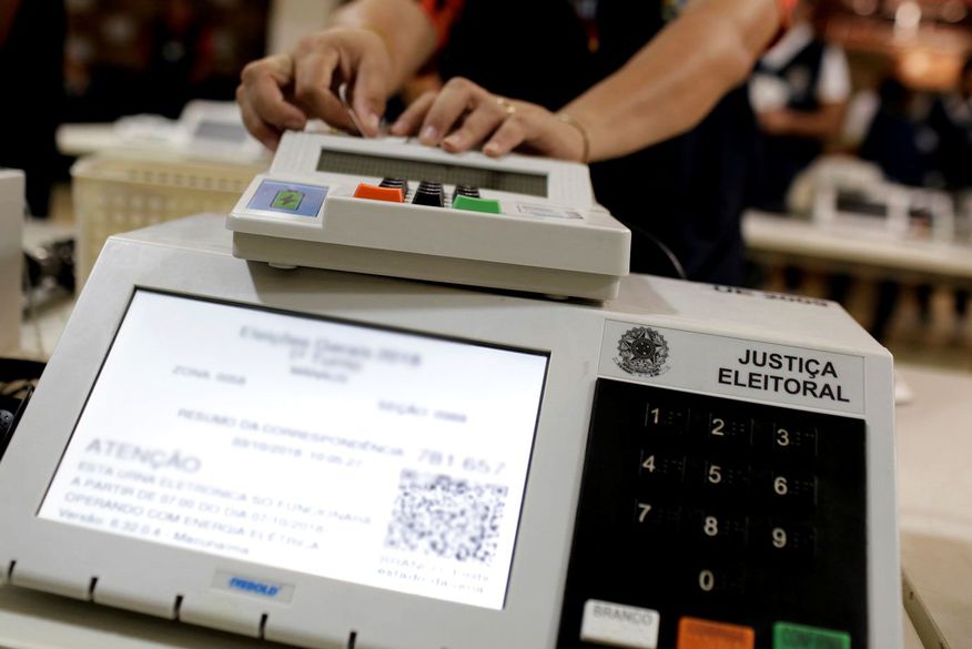 urnas_eletronicas Países da Ásia e Oceania encerram votação; Lula vence na Austrália e Bolsonaro no Japão