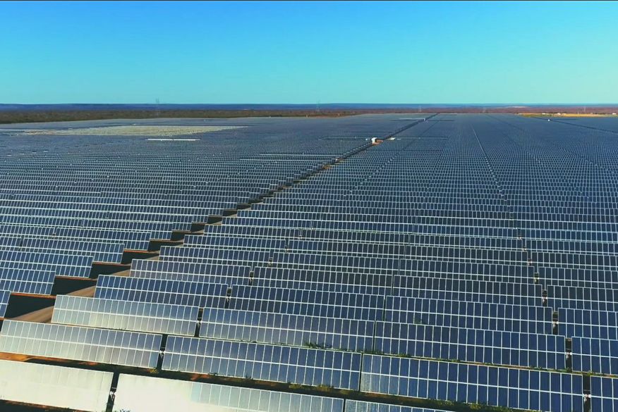 usina_energia_solar_-_foto_governo_do_piaui Leilão de Energia Nova vai viabilizar obras em usinas na Paraíba; total de investimento no Brasil é R$ 2,9 bi