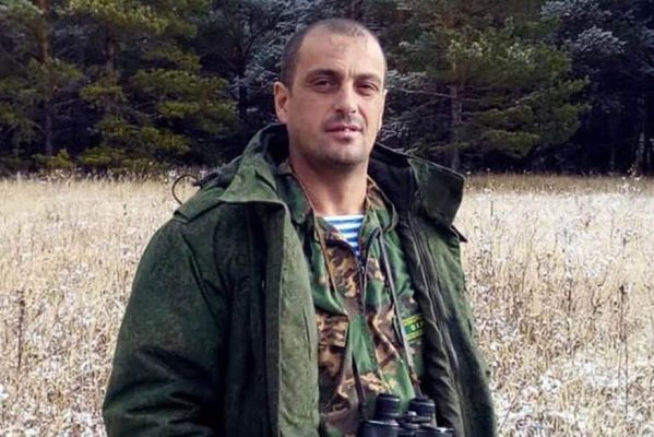 1_pay-nikolay-pasenko-2_east2west-news-599x400 Soldado russo passar por cirurgia após ficar com granada alojada em seu peito