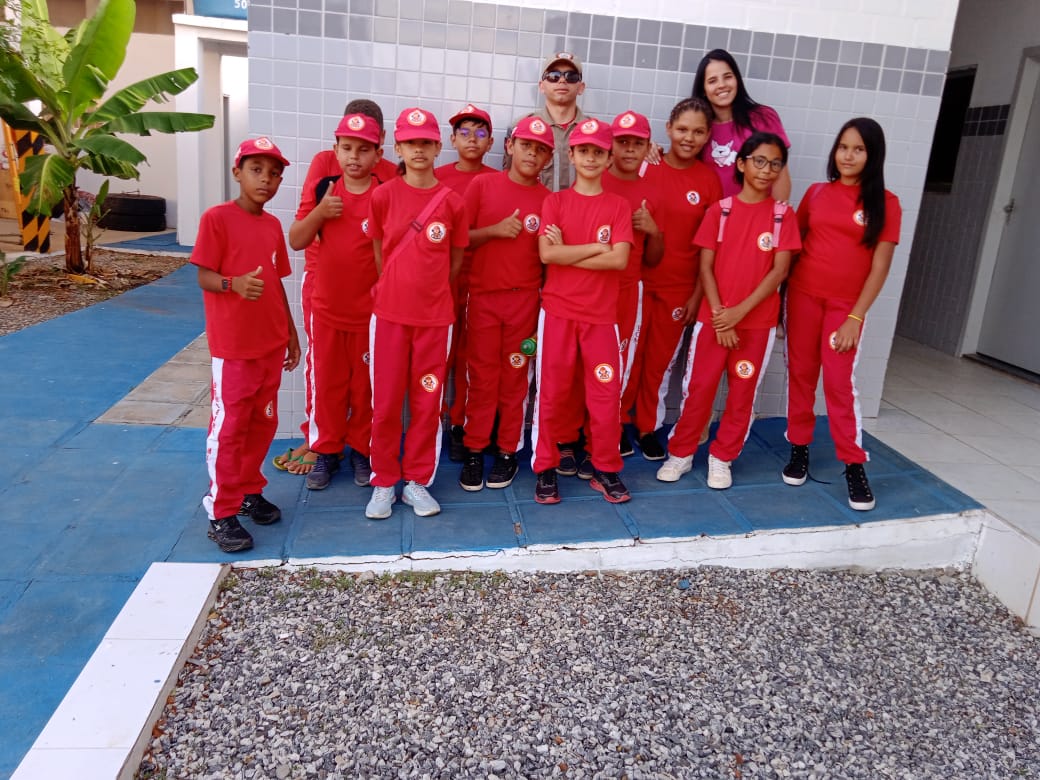 Bombeiros_Escola-7 Aprendendo a salvar vidas - Projeto ‘Bombeiro Mirim’ incentiva estudantes monteirenses