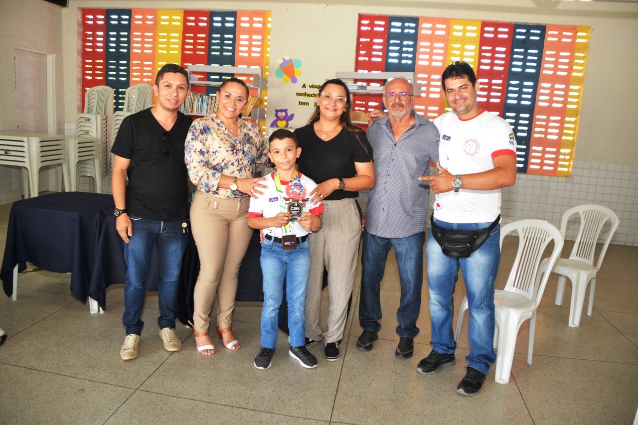 Projeto-Judo-Monteiro-3 Secretarias de Esportes e Educação homenageiam atletas do "Projeto Judô Monteiro" por conquistas em 2022
