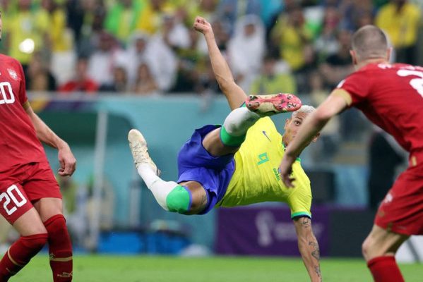 richarlison-fez-um-golaco-de-voleio-2-a-0-brasil-24112022173551487-599x400 Brasil vence Sérvia por 2 x 0 em estreia na Copa do Catar