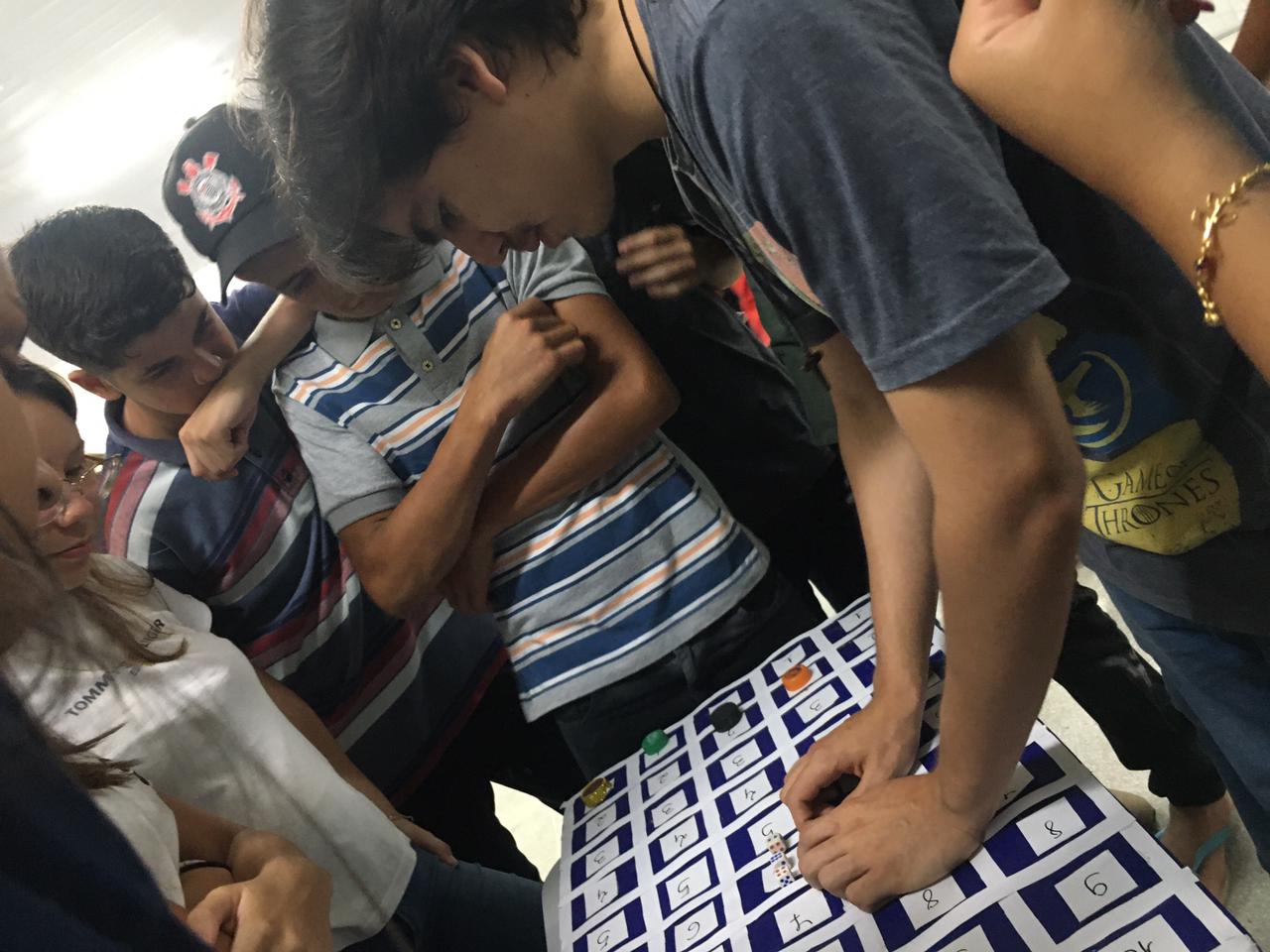 WhatsApp-Image-2022-12-16-at-08.29.06-1 Alunos da escola Maria do Socorro Aragão, apresentam exposição de jogos matemáticos feitos com material reciclável