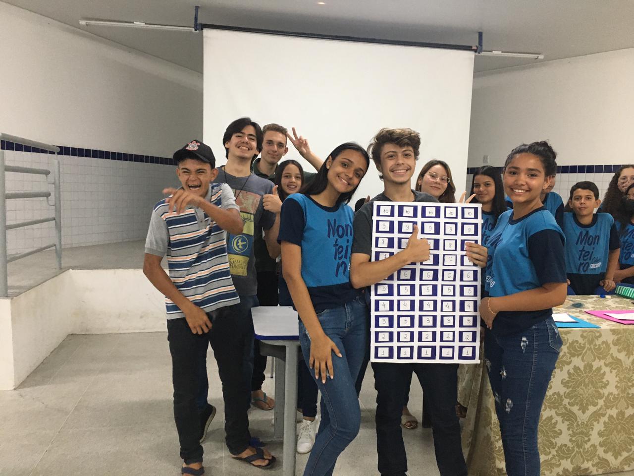 WhatsApp-Image-2022-12-16-at-08.29.06-2 Alunos da escola Maria do Socorro Aragão, apresentam exposição de jogos matemáticos feitos com material reciclável