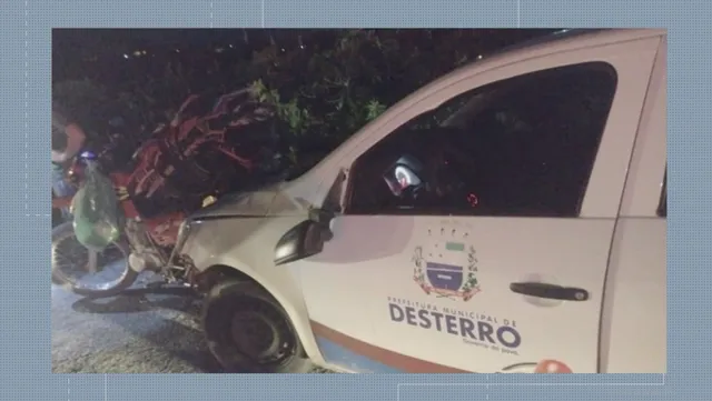 acidente-desterro Motociclista morre após ser atingido por carro de prefeitura na Paraíba
