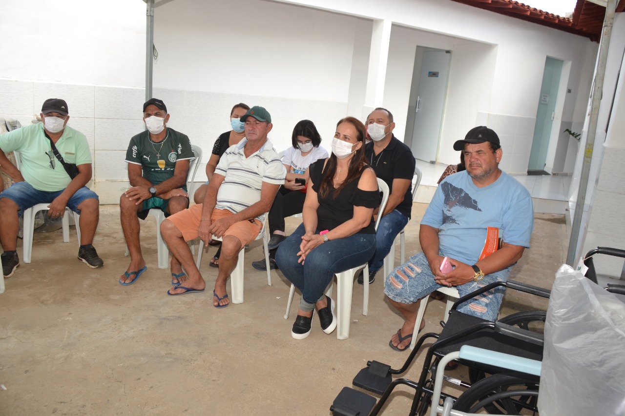 orteses-110 Secretaria de Saúde de Monteiro entrega órteses como cadeira de rodas e de banho para pacientes