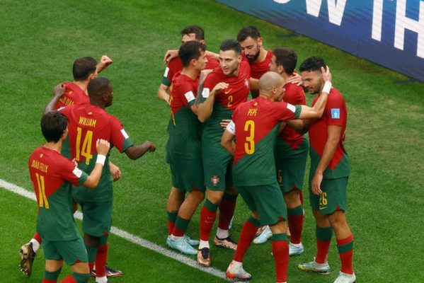 portugal-na-copa-do-mundo-06122022173202805-599x400 Portugal goleia Suíça por 6 a 1 e se classifica para as quartas de final