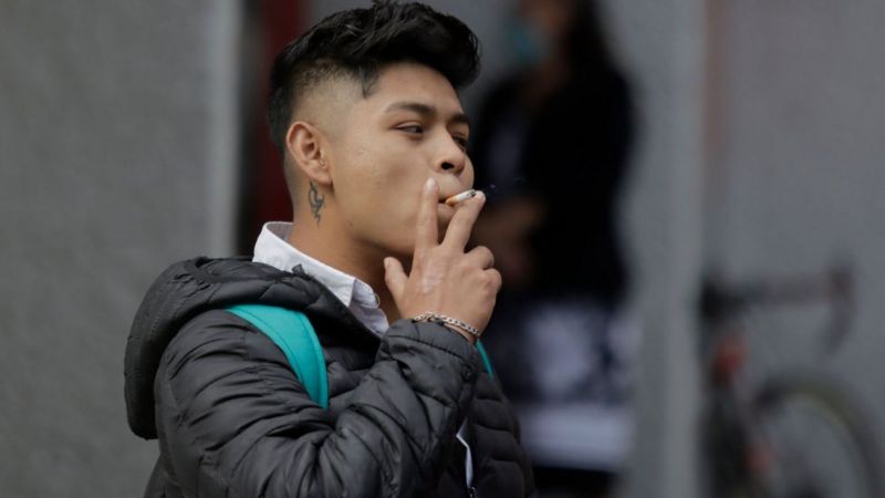 128305208_gettyimages-1241020225 México proíbe cigarro em todos os lugares públicos