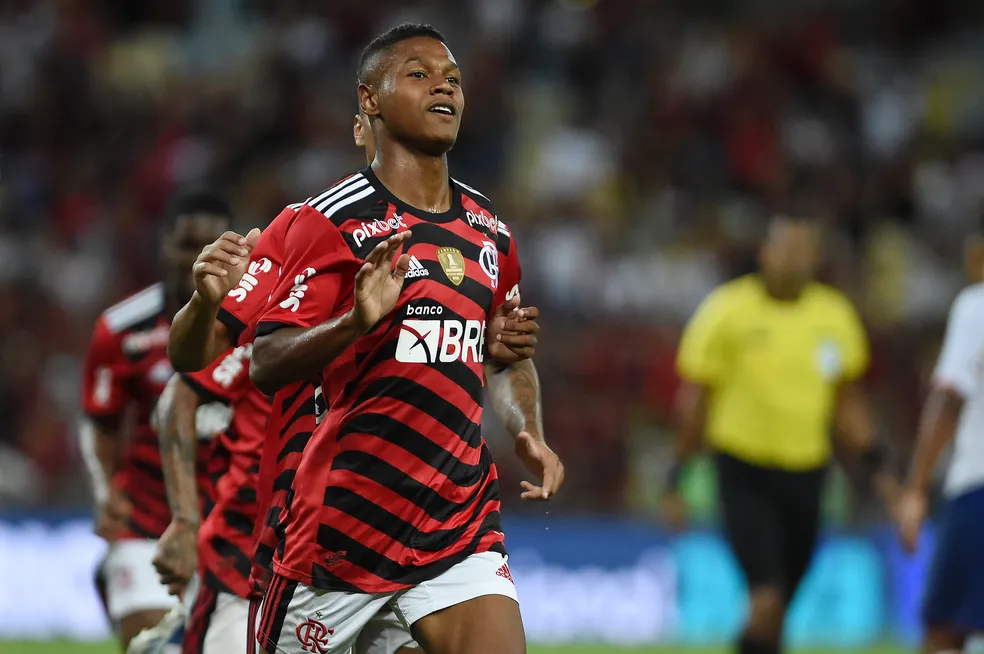 dsc-2595-1 Newcastle faz proposta de R$ 89,6 milhões por Matheus França, do Flamengo