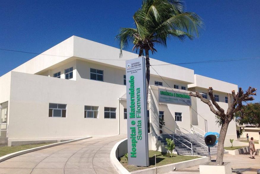 hospital_monteiro Prefeita de Monteiro comemora chegada de tomógrafo no Hospital Regional Santa Filomena