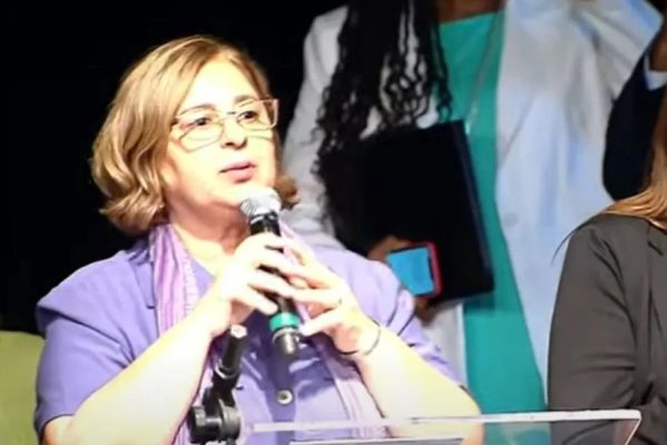 ministra-cida-goncalves-599x400 Ministra das Mulheres diz que governo dará garantia ao aborto nos casos previstos em lei