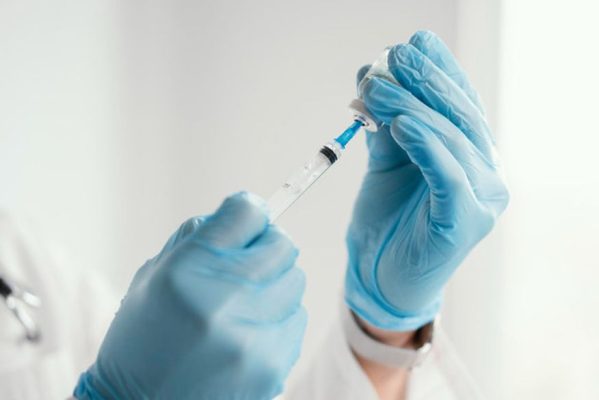 vacina-18012023124617540-599x400 Vacina experimental contra o HIV é ineficaz, concluem pesquisadores