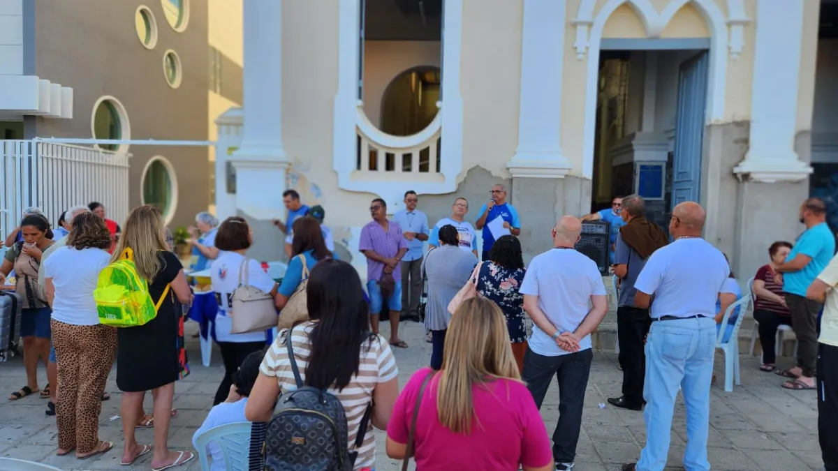 IMG-20230204-WA0077 Monteirenses se unem com vários peregrinos e viajam para o Santuário Nacional de Nossa Senhora Aparecida