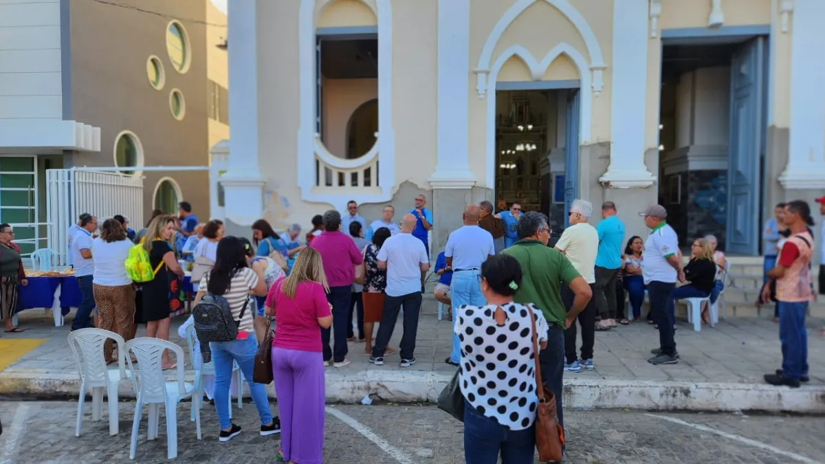 IMG-20230204-WA0084 Monteirenses se unem com vários peregrinos e viajam para o Santuário Nacional de Nossa Senhora Aparecida