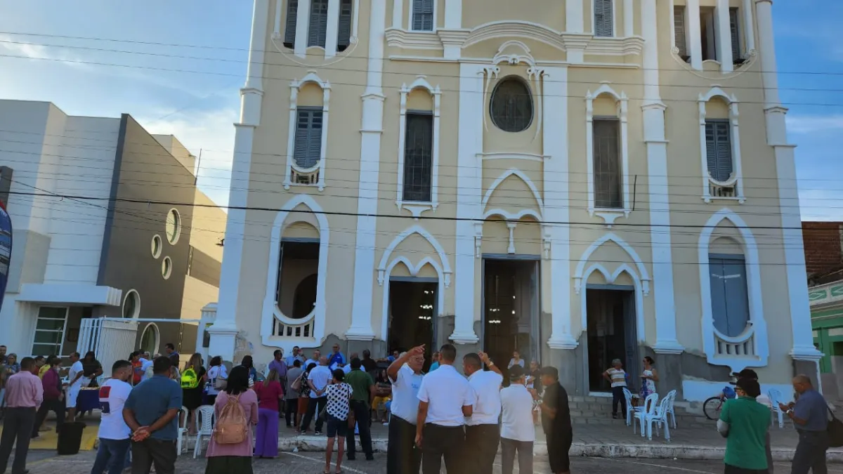 IMG-20230204-WA0085 Monteirenses se unem com vários peregrinos e viajam para o Santuário Nacional de Nossa Senhora Aparecida