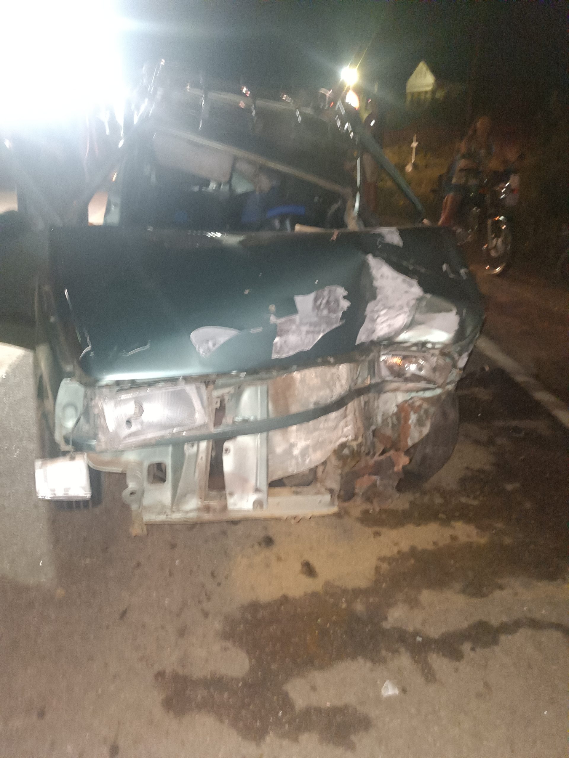 IMG_20230204_184837-scaled Colisão entre carro e caminhão deixa duas pessoas feridas na BR-412, na saída para Sertânia