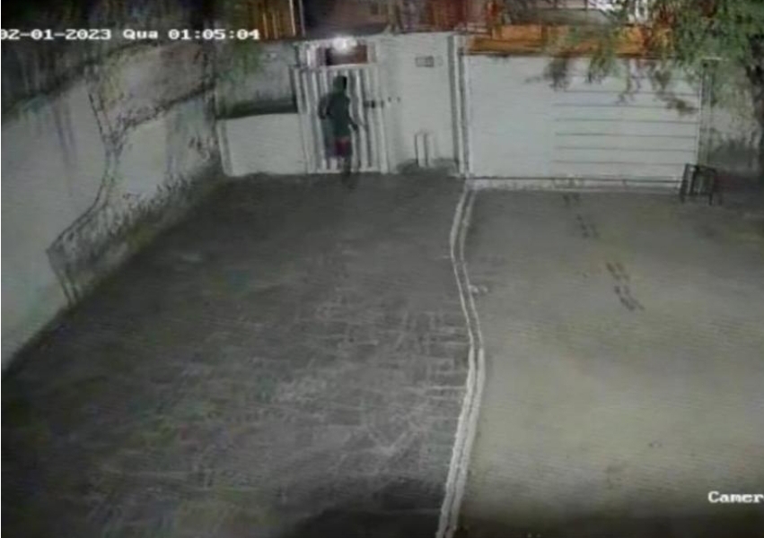 Screenshot_2023-02-03-14-41-51-226-edit_com.android.chrome Homem com uma perna só é flagrado pulando muros e tentando assaltar casas, na Paraíba