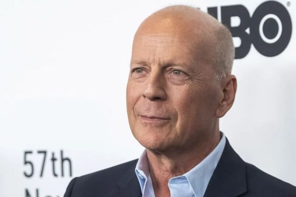 bruce-willis-2019-599x400 Bruce Willis é diagnosticado com demência