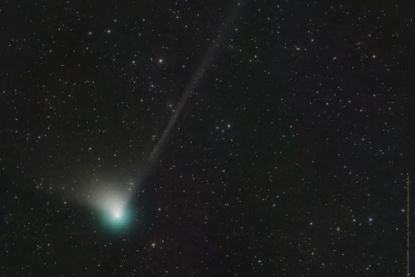c2022e3-ztf-bartlett800-599x400 Cometa verde poderá ser visto a olho nu no Hemisfério Sul nesta semana