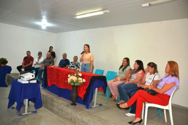 Compra-Direta-_-PNAE-24-600x400 Em Monteiro: Agricultores Familiares têm sua primeira reunião sobre o Compra Direta