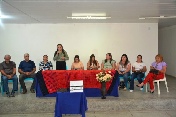 Compra-Direta-_-PNAE-5-600x400 Em Monteiro: Agricultores Familiares têm sua primeira reunião sobre o Compra Direta